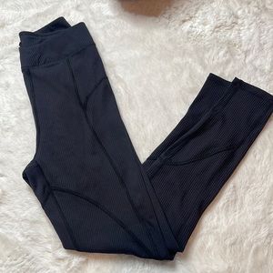 for love & lemons leggings - SIZE: XS